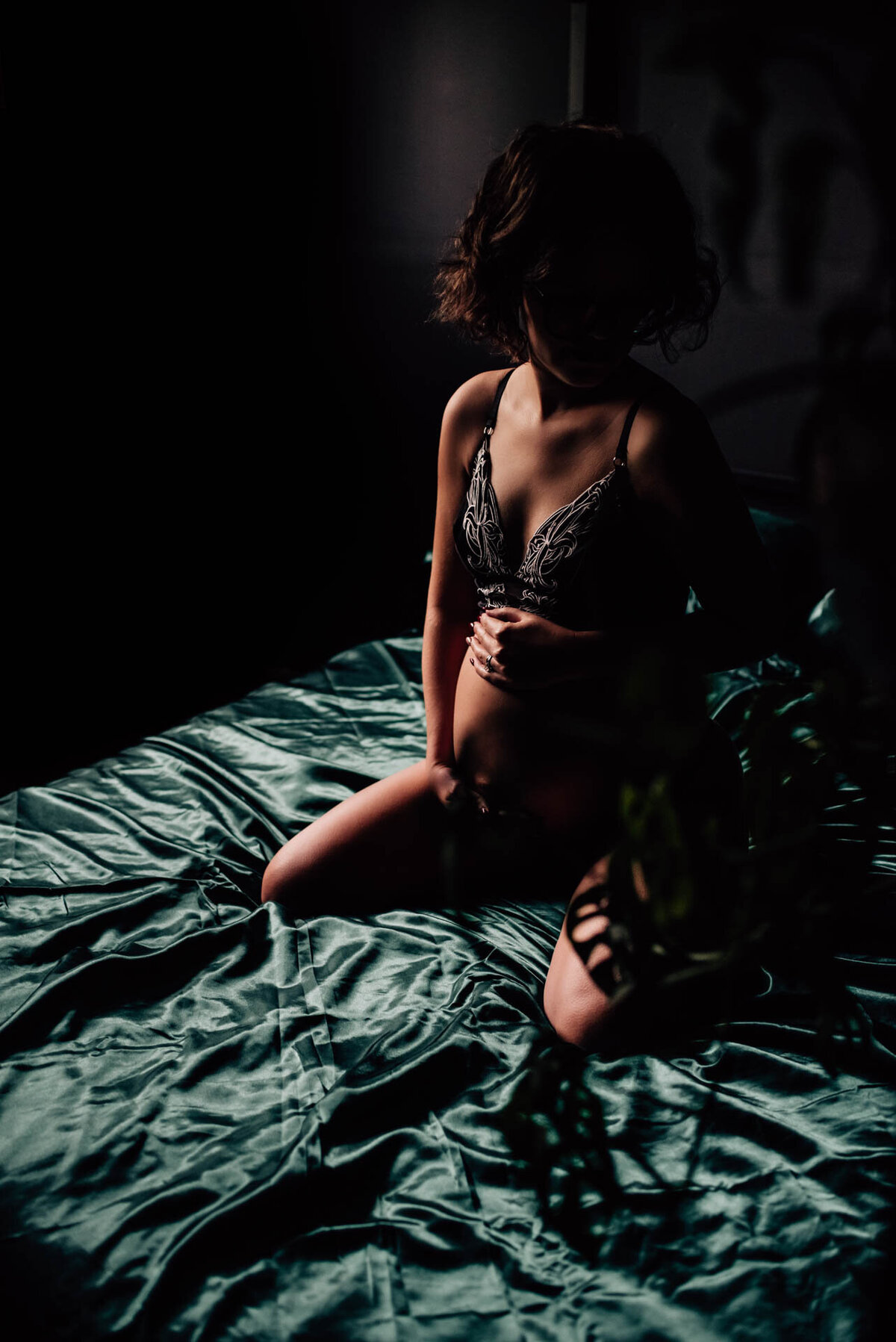 ottawa-maternity-boudoir-photographer -  (1)