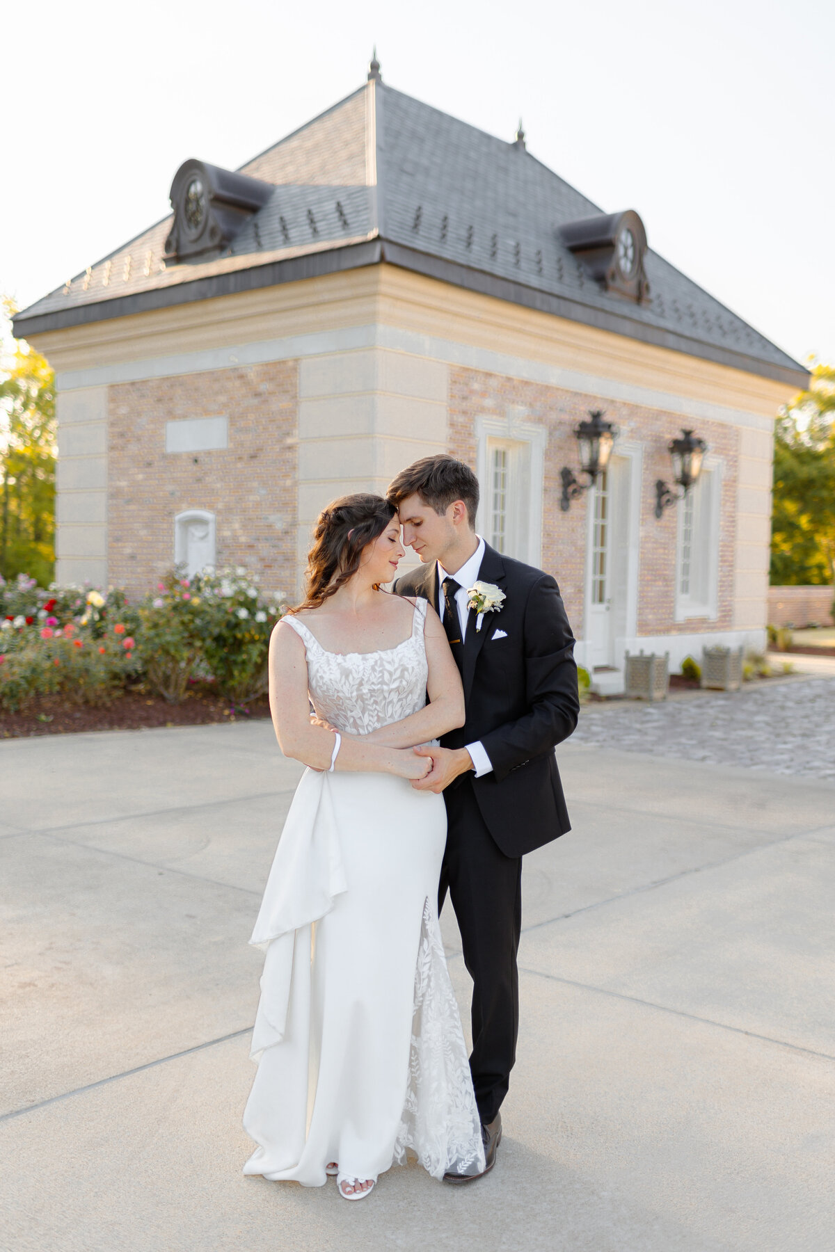 Classy-Editorial-Wedding-Oxbow-Estate-Clayton-North-Carolina-LB1-12