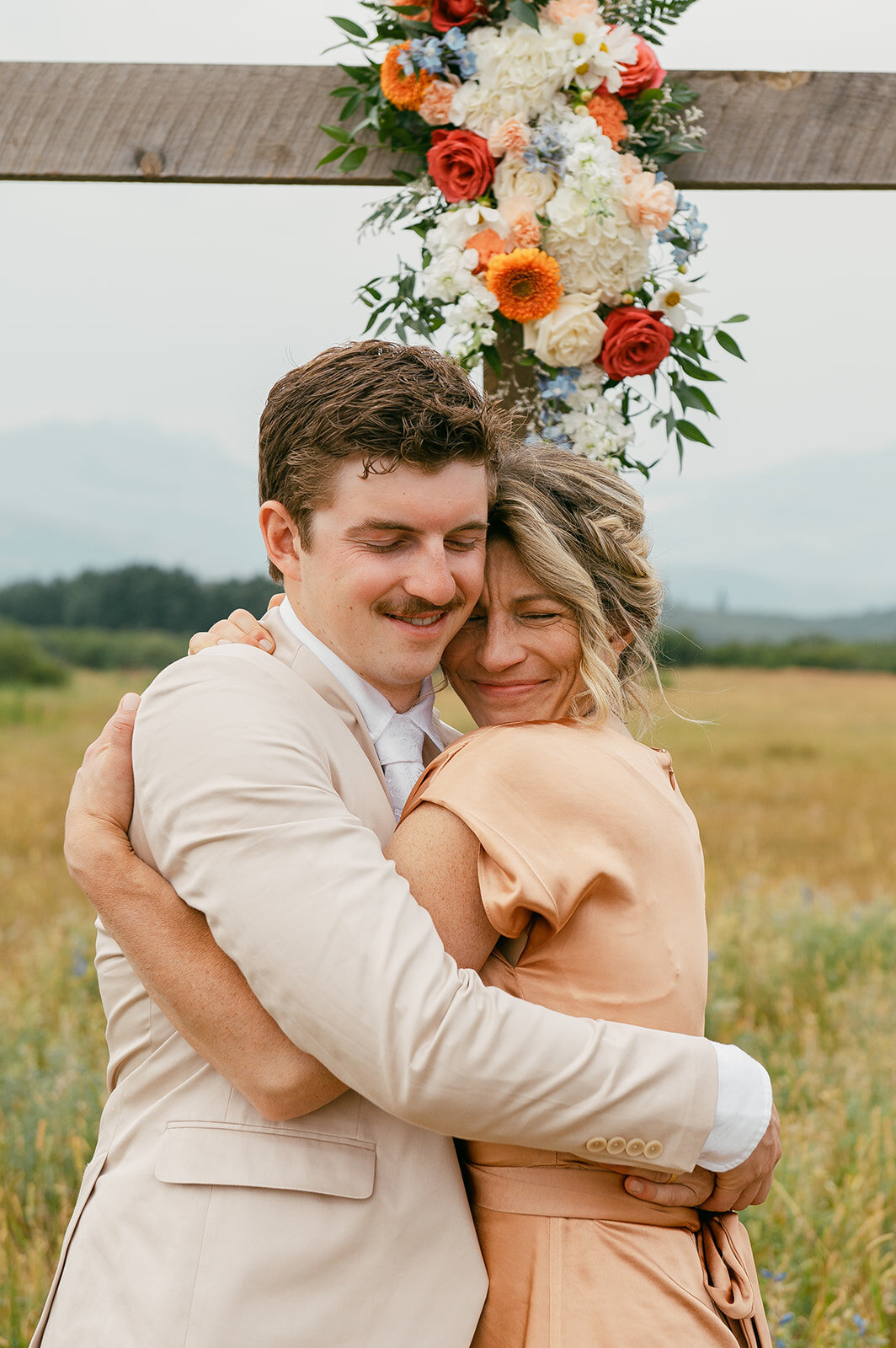 presley-gray-photo-Montana-ranch-elopement-5588