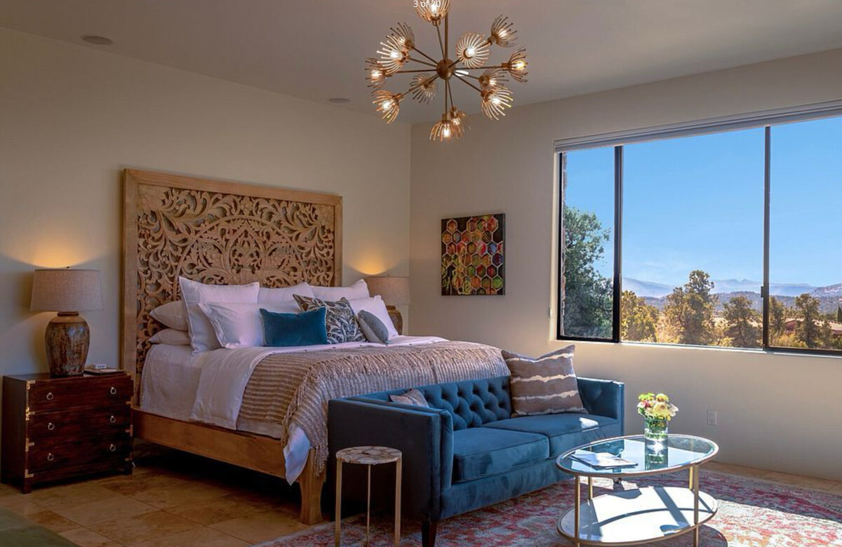 bedroom design with decorative headboard