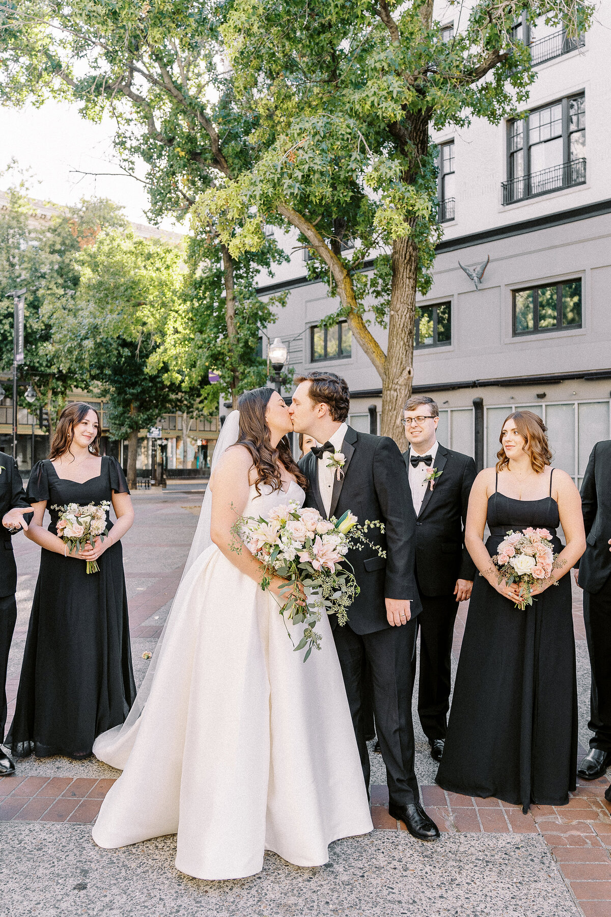 downtown-sacramento-firehouse-wedding-026