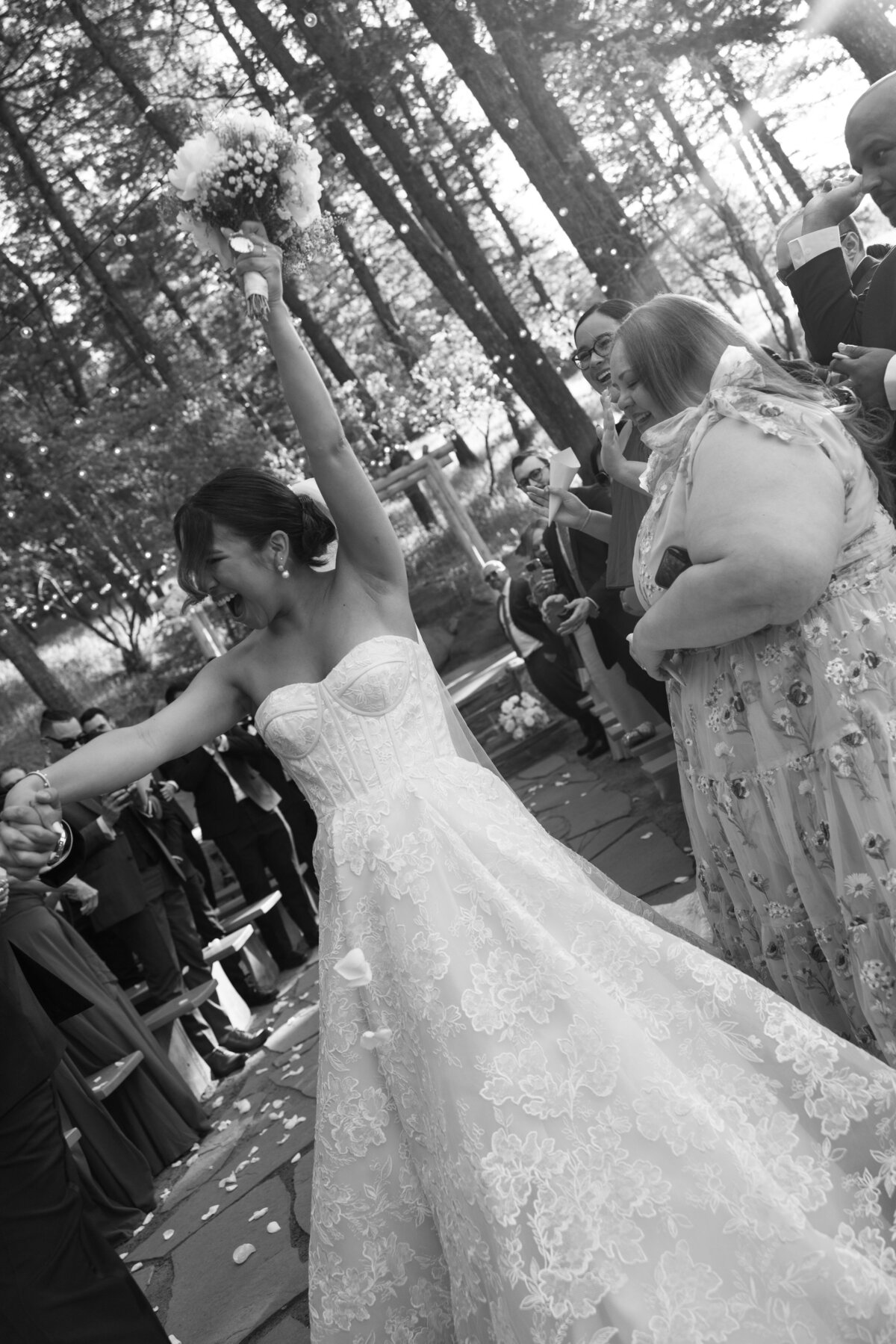 EmilySnyderPhotographyThePinesColoradoWedding-342