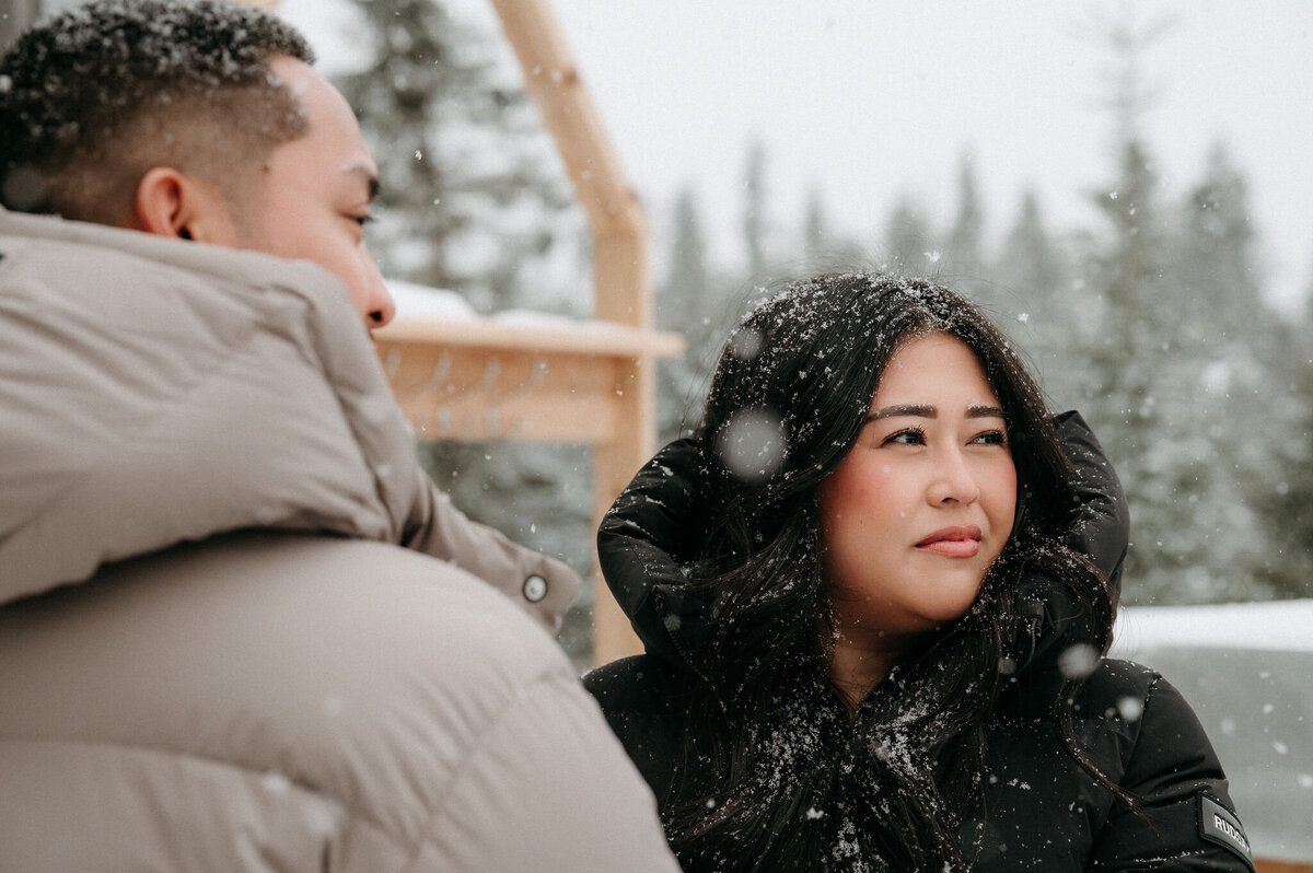 S-R_Winter-Elopement-Quebec-43