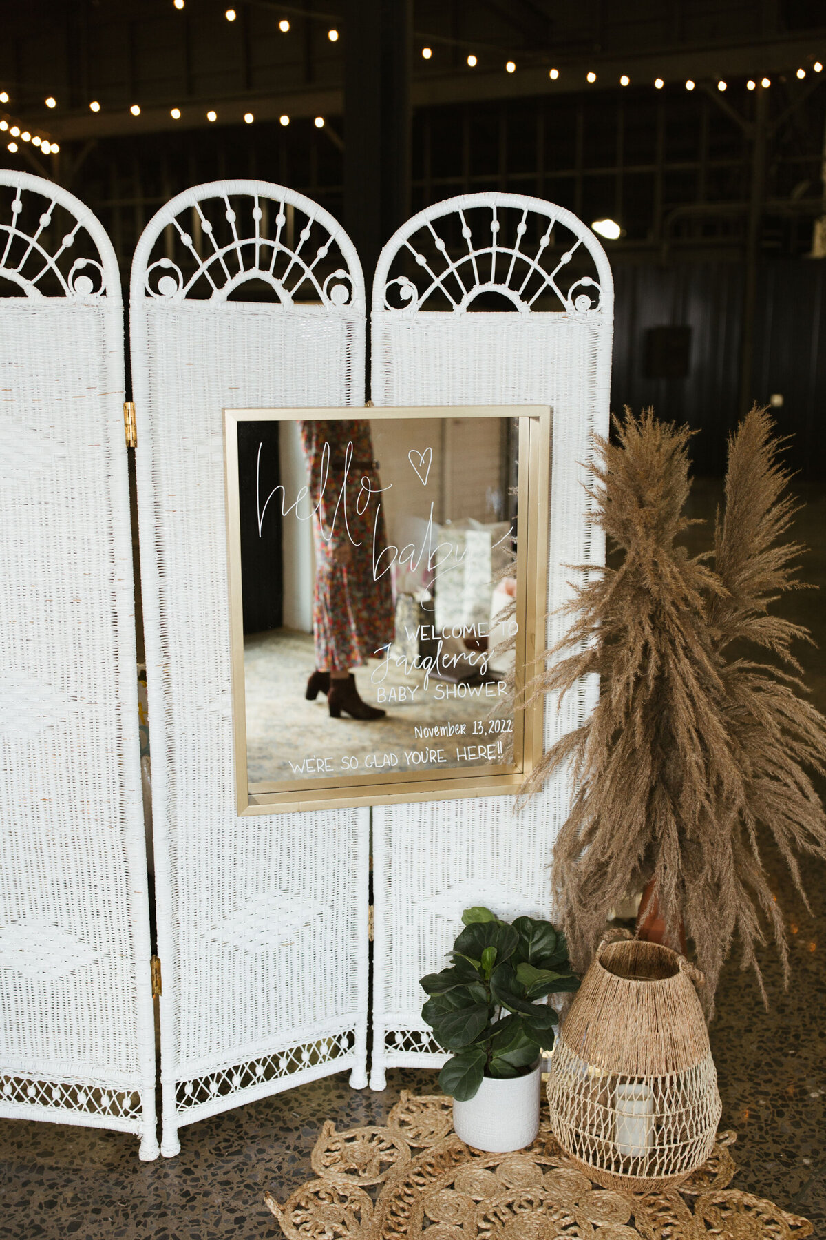 Jacqlenes Baby Shower ( Lantern, rug, Backdrop, pampas_vase)(1)