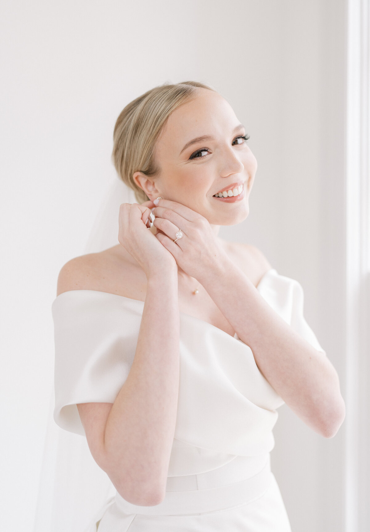 bridal makeup and hair portland, portland makeup artist, makeup lessons portland