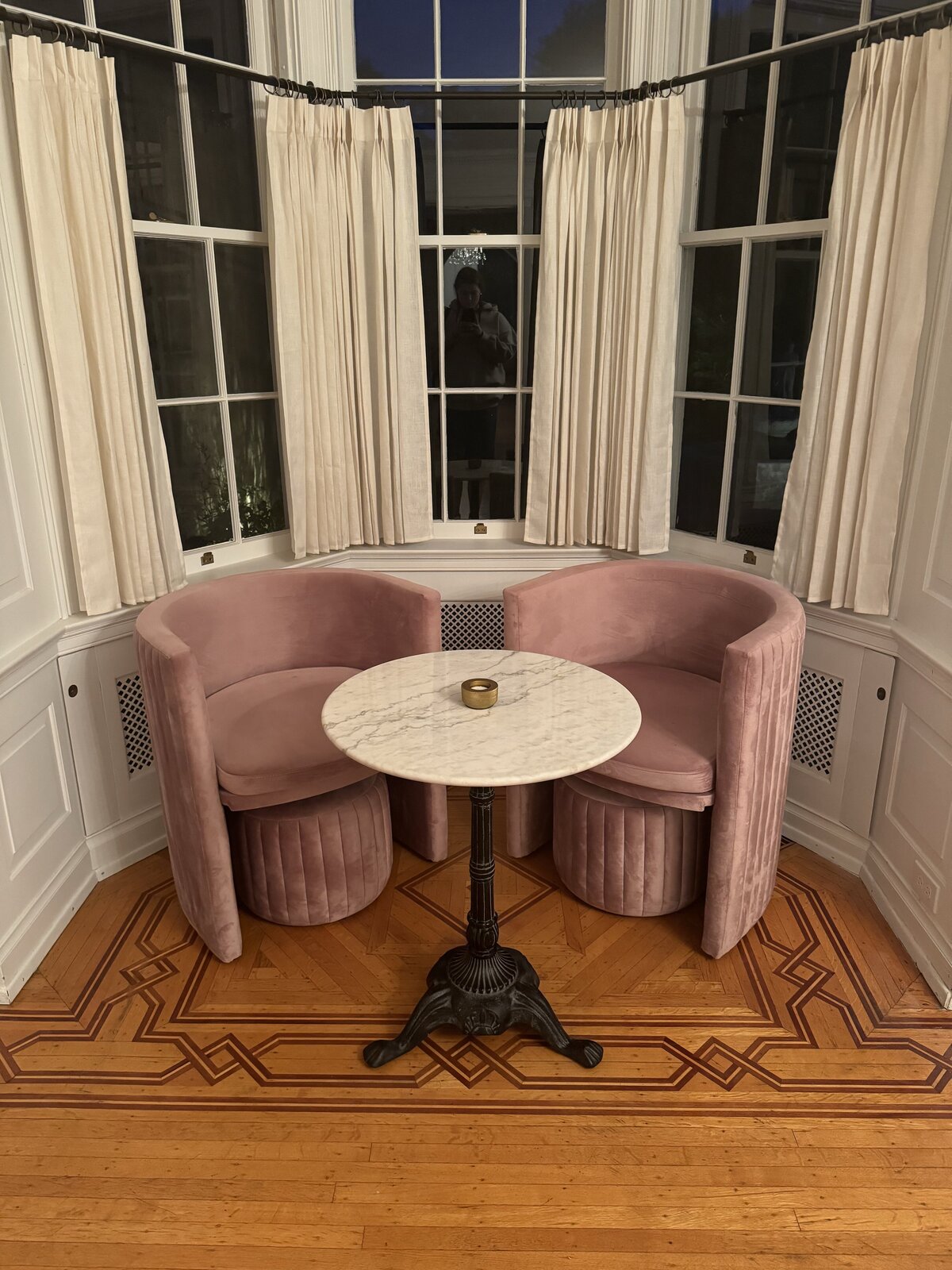 anna-gordon-dupe