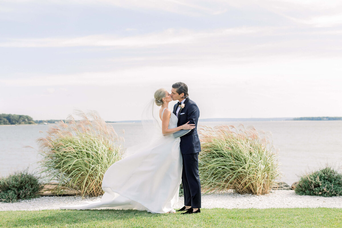 Peconic_Bay_Yacht_Club_Wedding_032