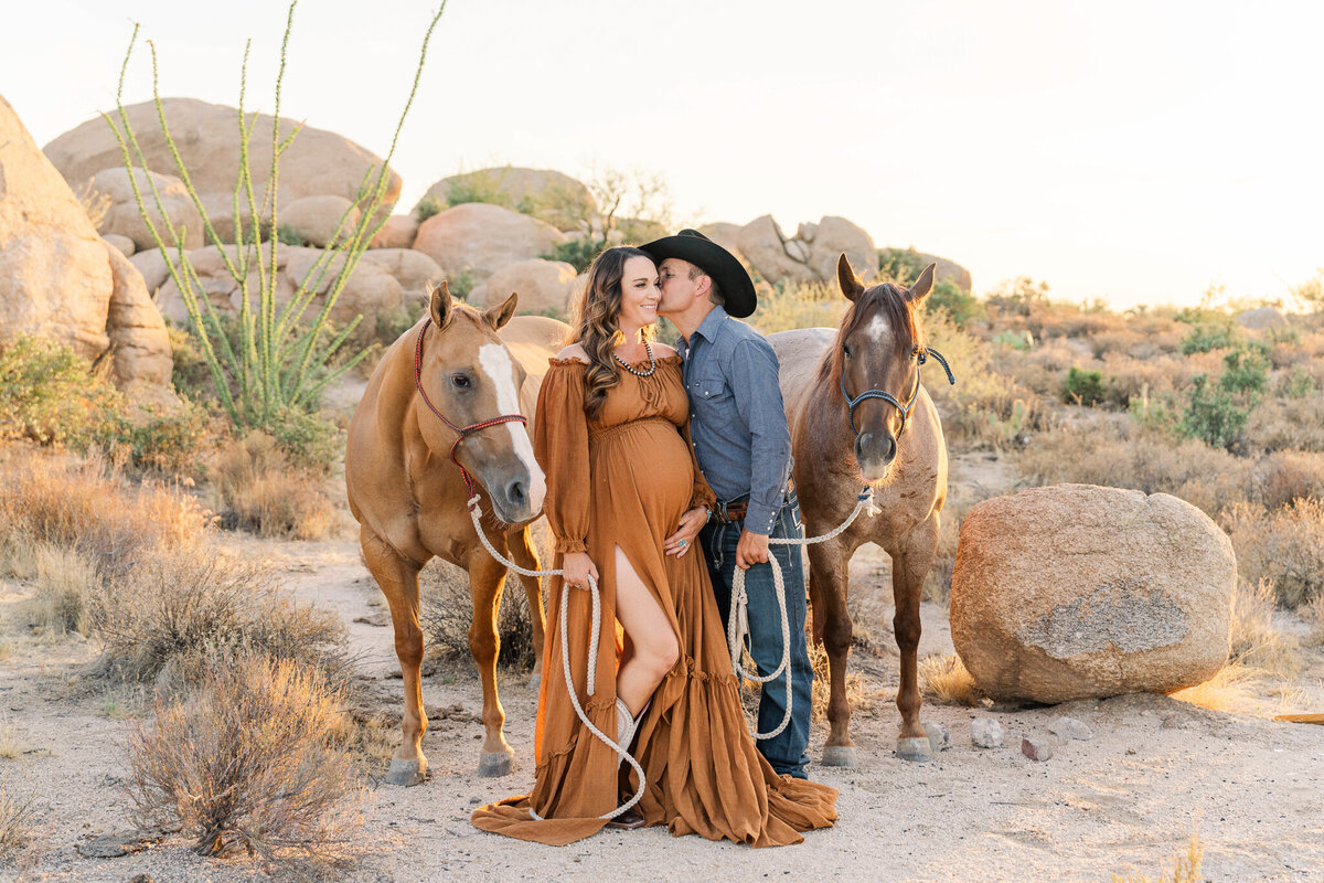 Maternity session at the Boulders in Florence Arizona-11