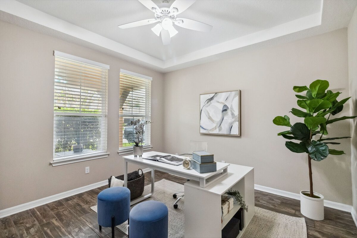 Professionally staged home in Orlando