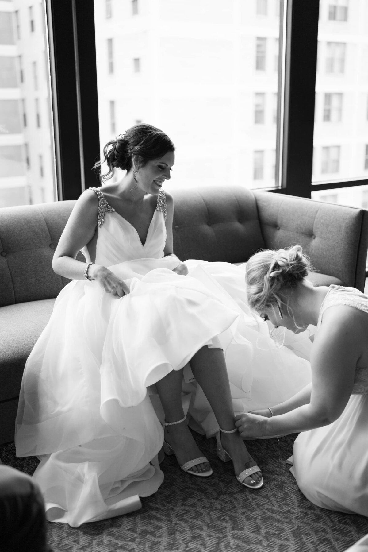 Colorado-Wedding-Photographer-Getting-Ready-Wildflower-Weddings-15