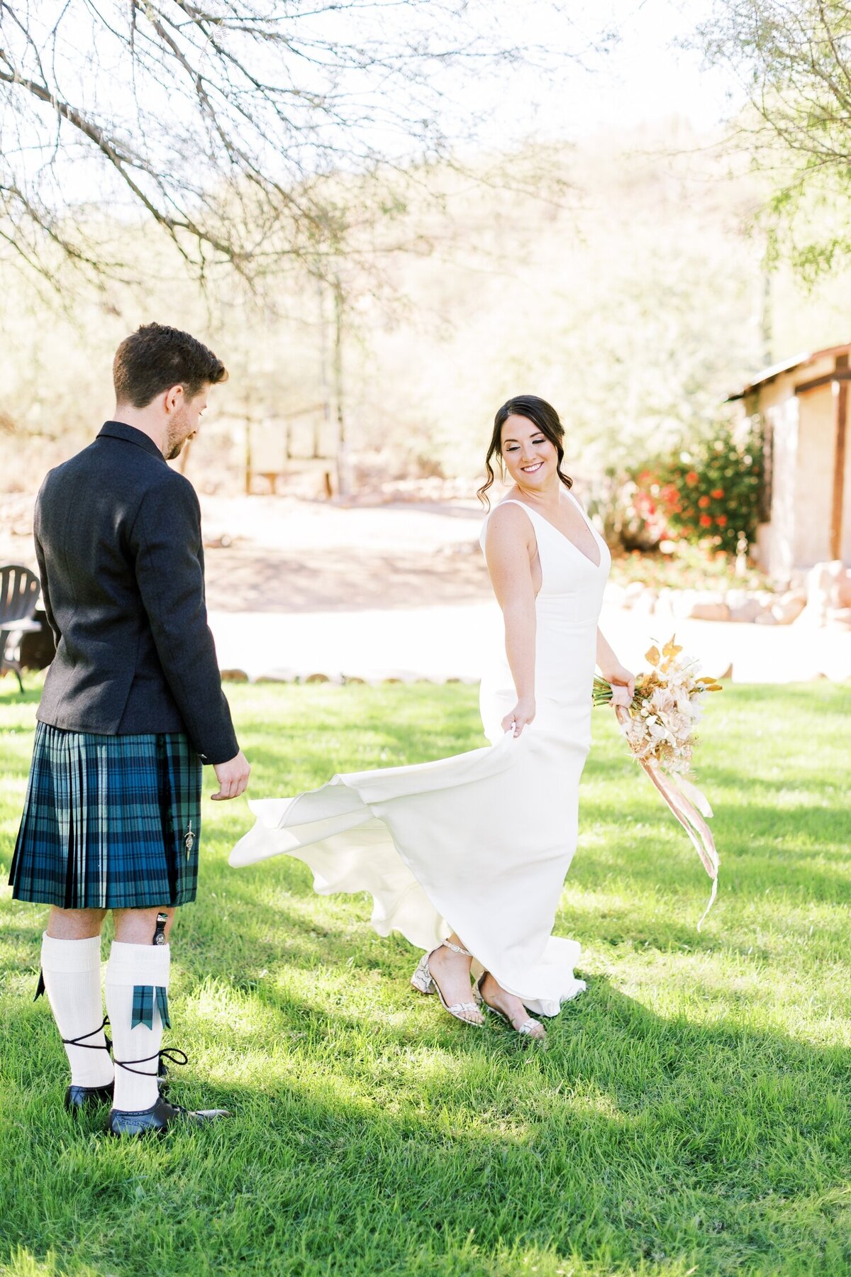 Arizona-wedding-photographer-saguaro-lake-guest-ranch_0030