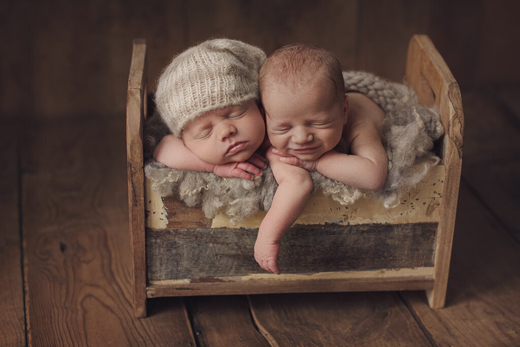 newborn tweeling katwijk captured by eef