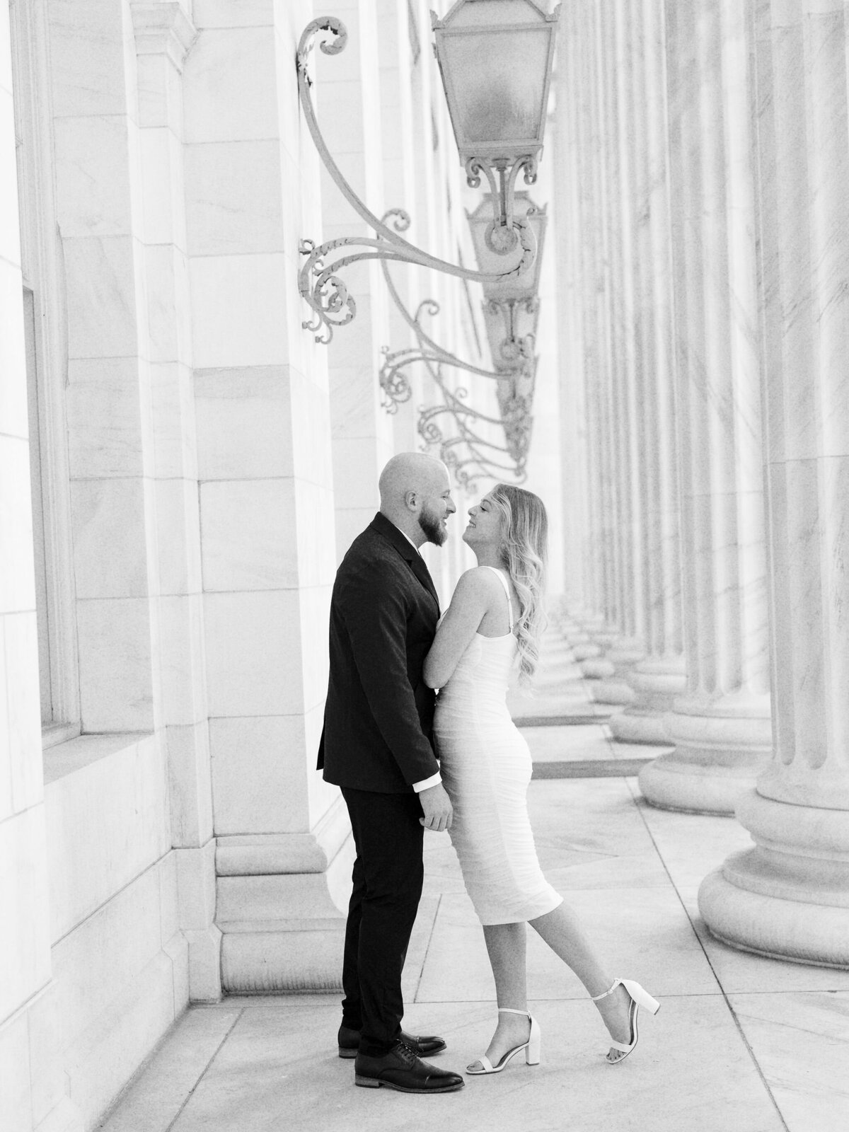 -DowntownDenverEngagementPhotos-AlisonBrookePhotography-22
