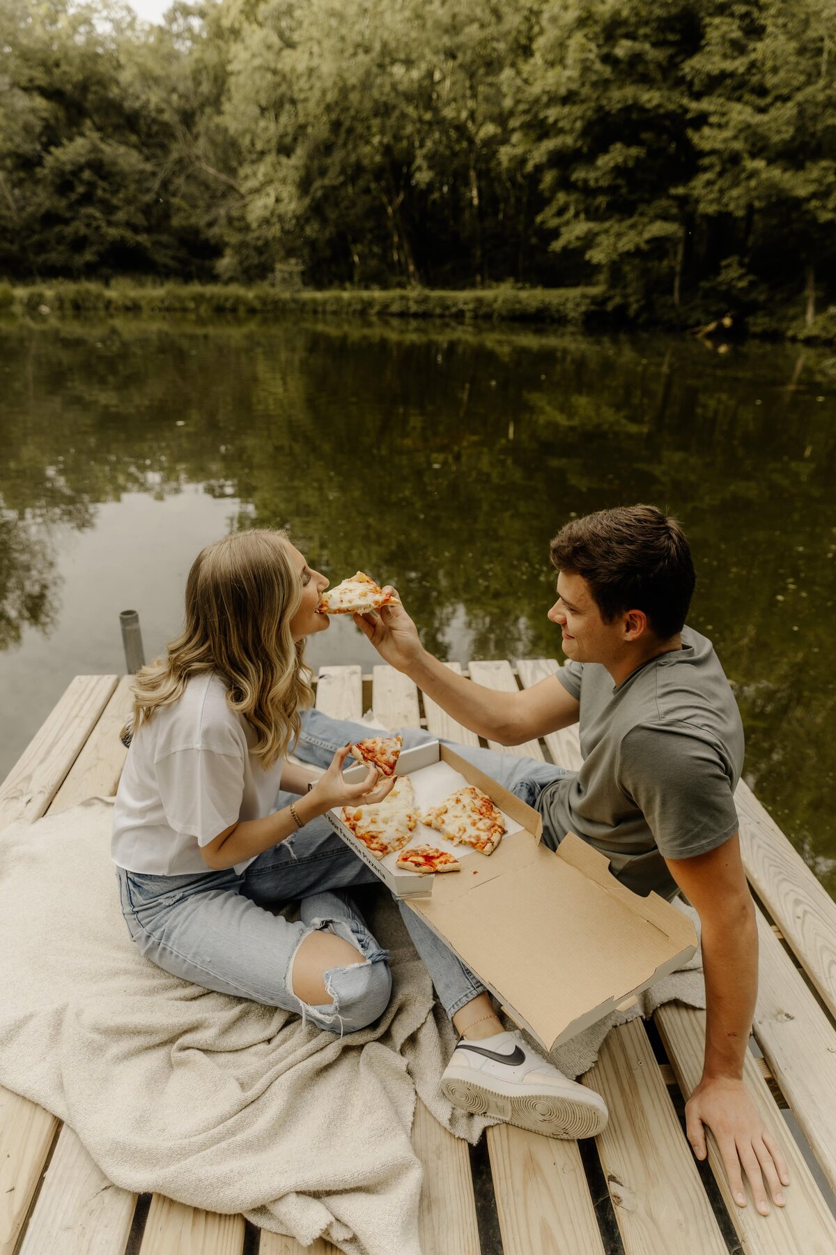 private-pond-couples-session-1