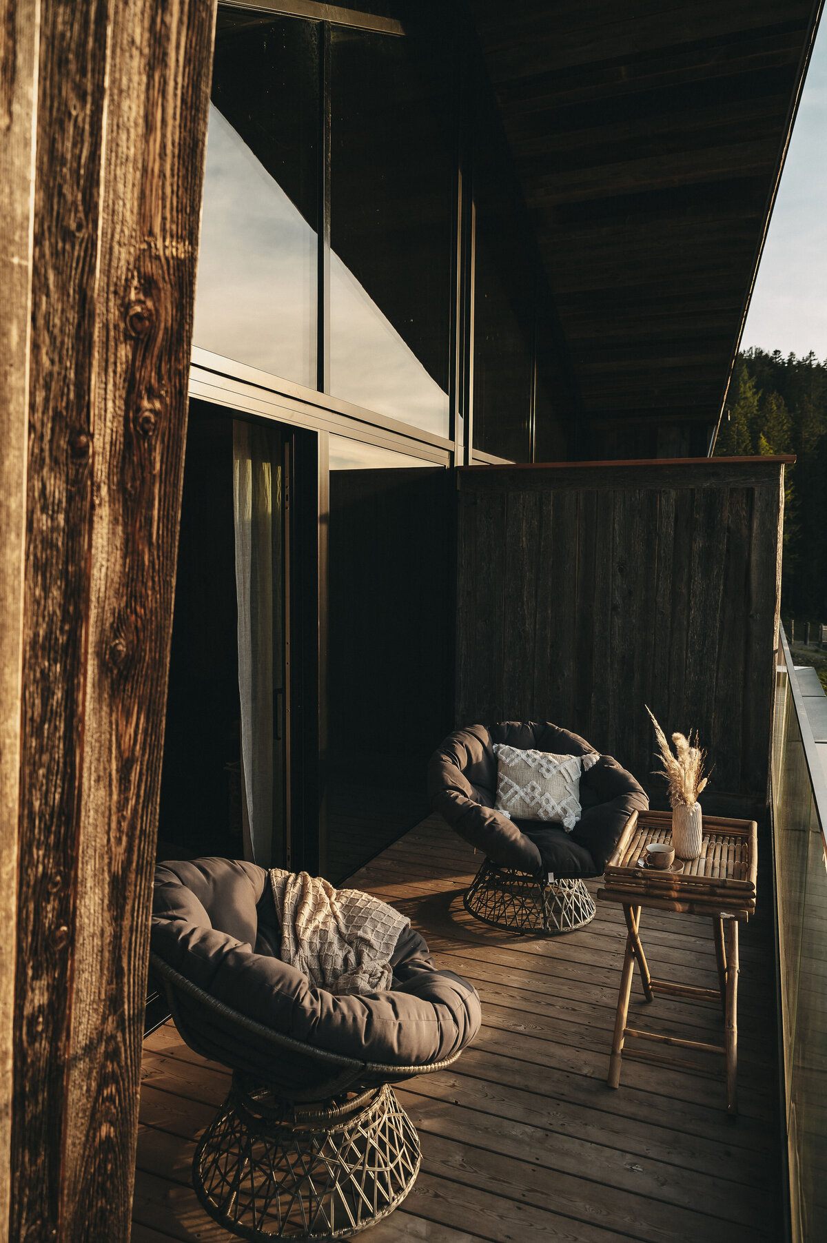 bohemian-zimmer-berge-ausblick13