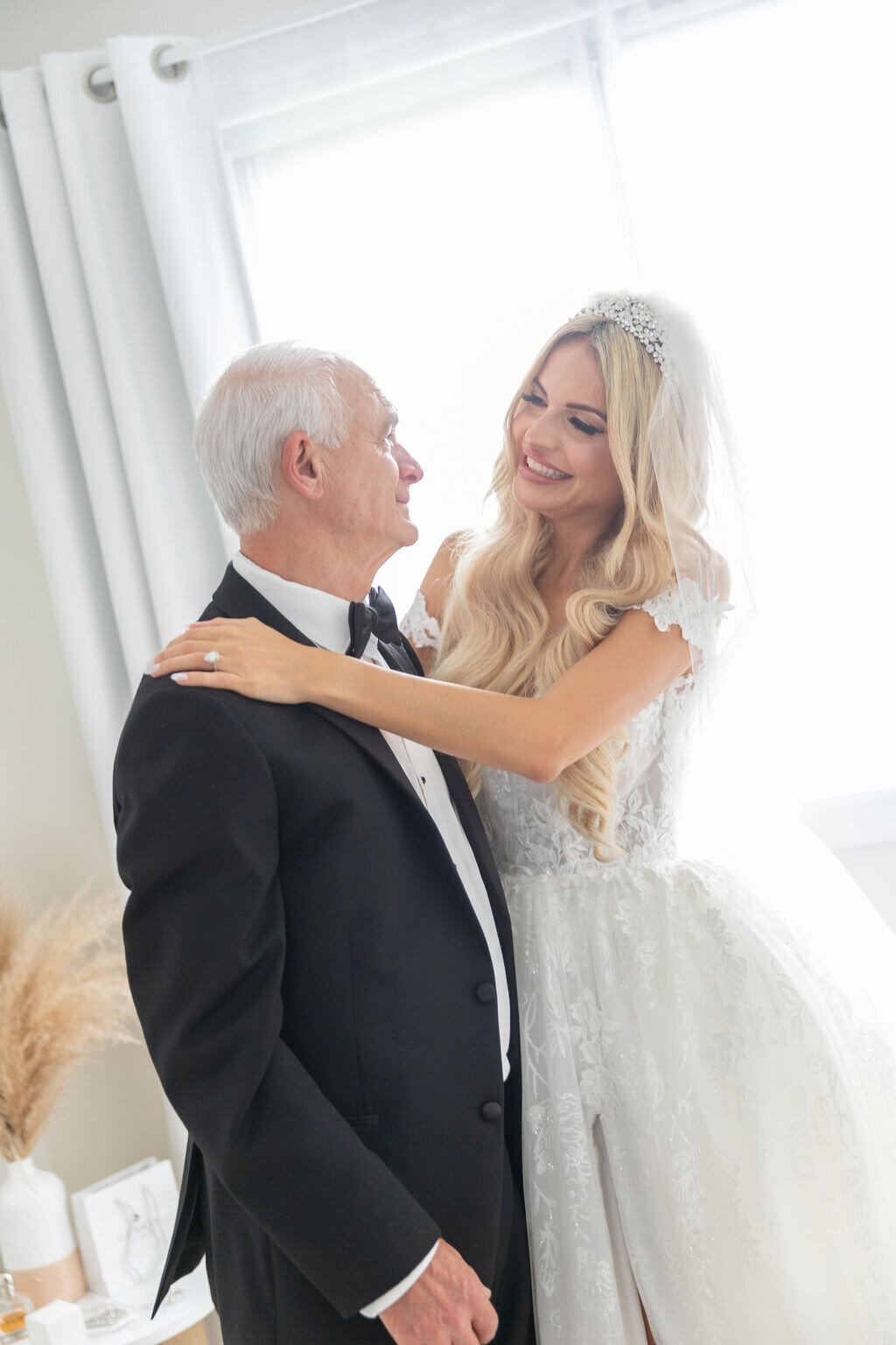 Cathédrale Marie-Reine-du-Monde Wedding_montreal best wedding photographer | luxury moment photography-7472