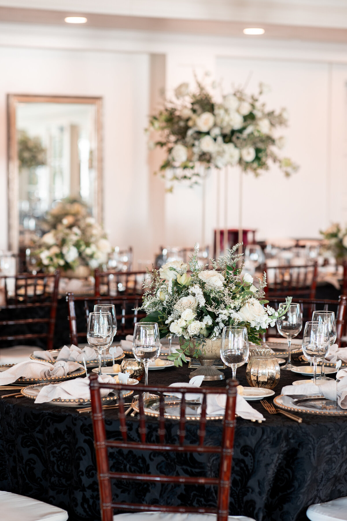 JeLauPhotographyDMoriasLuceroLaPlayaCarmelWedding-2GRP_1012