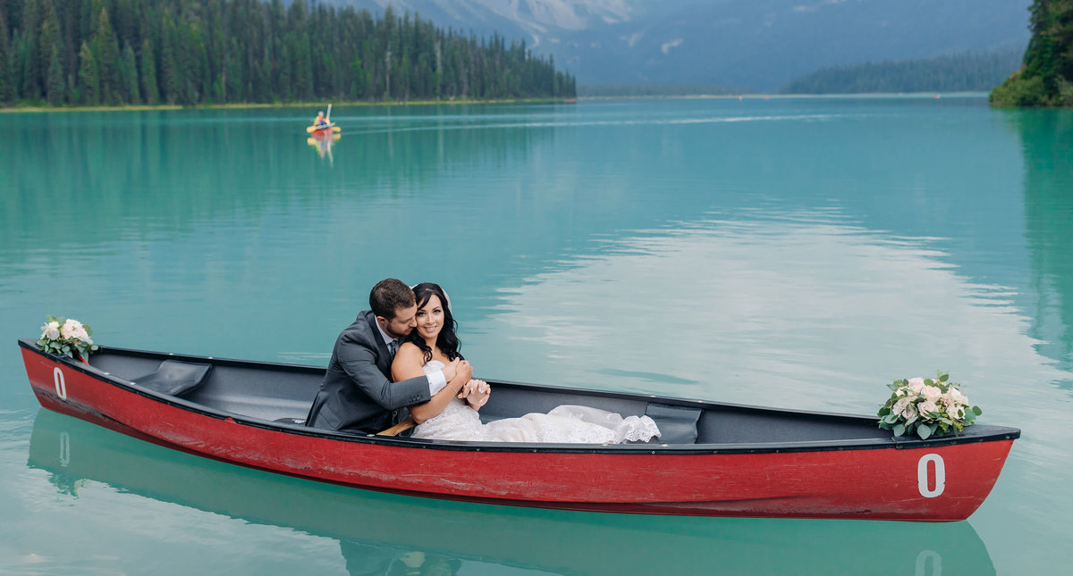 emerald lake lodge summer elopement red canoe