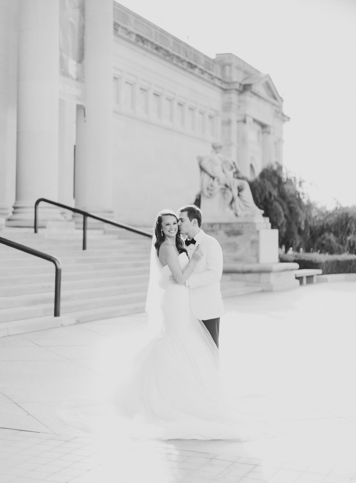 SaraNeil_StLouiswedding_Portraits_CatherineRhodesPhotography-346