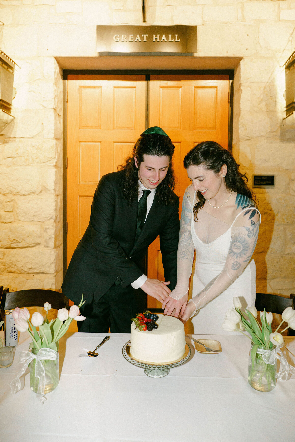 Esme&JacobWeddingPhotos_Previews_AustinWeddingPhotographer_HereafterFilms-107