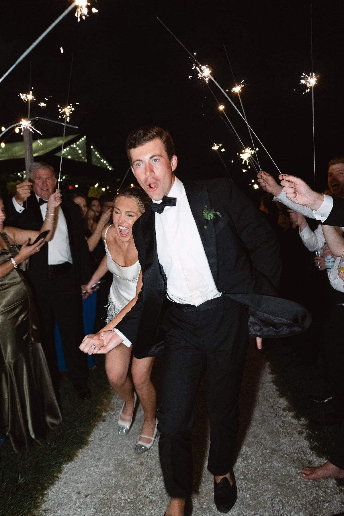 Caroline & Louis Wedding Previews-262