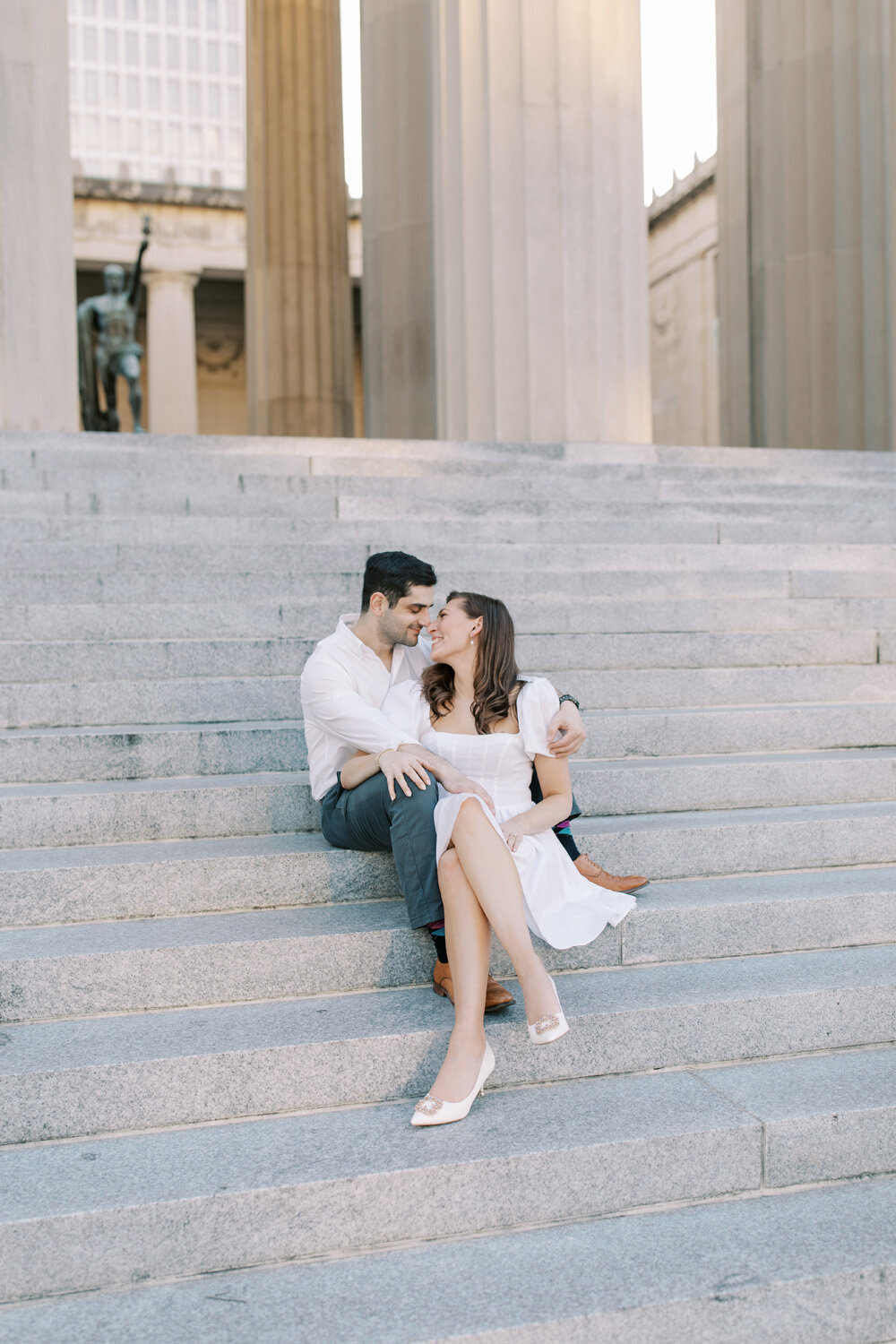 nashville-war-memorial-engagement-session