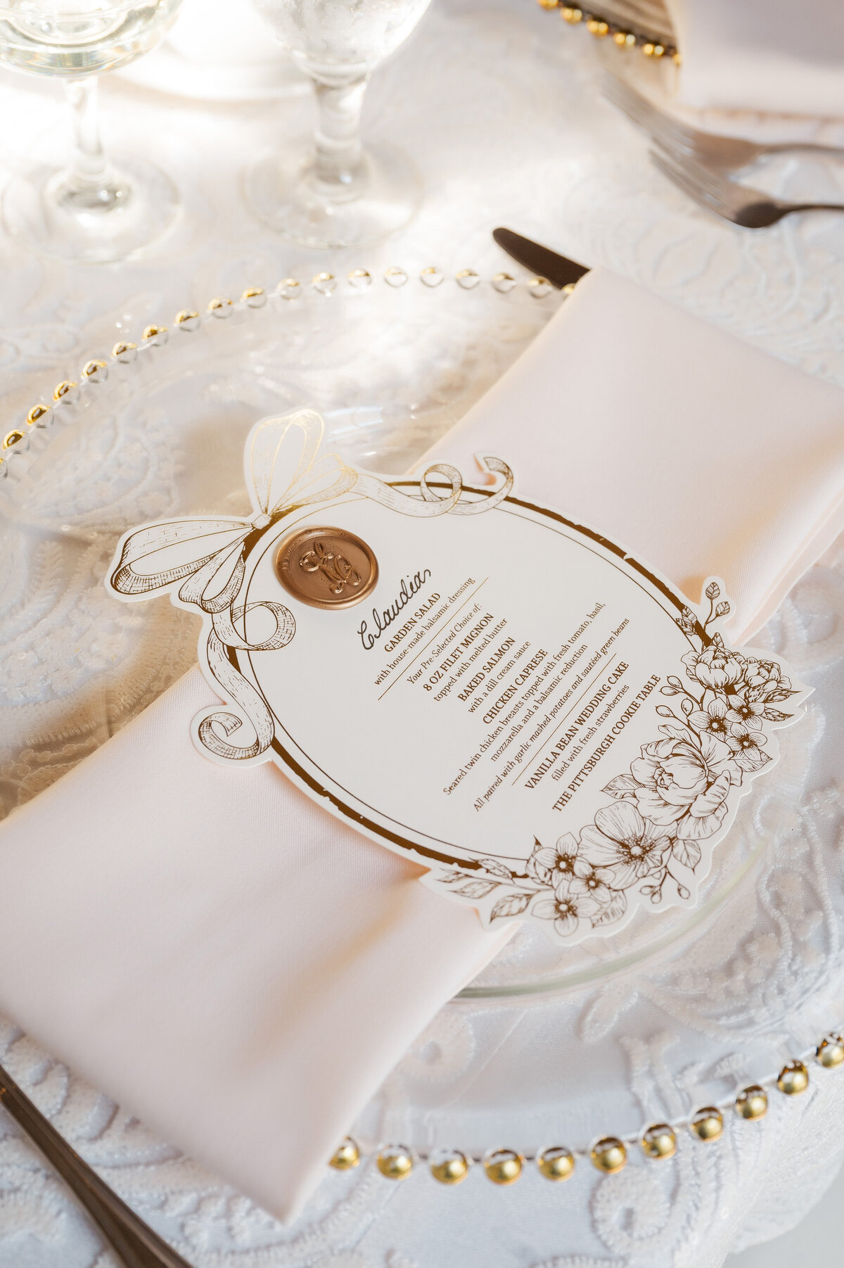 elegant wedding table setup menu card