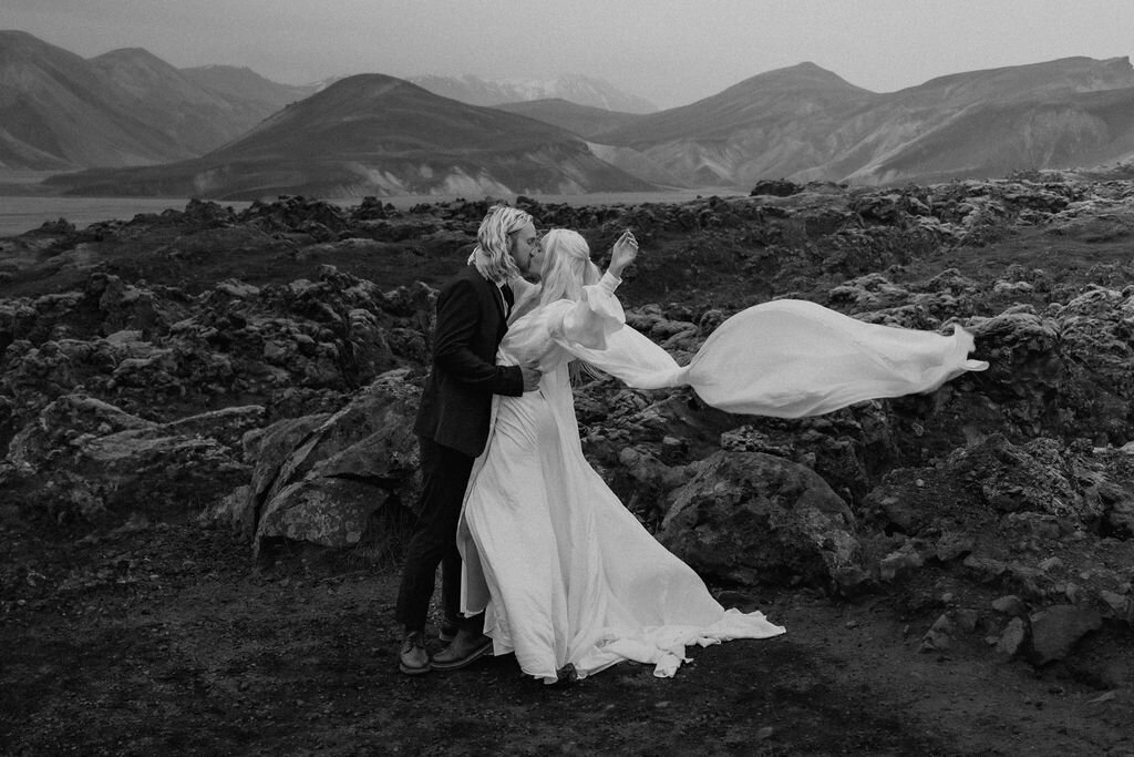 black and white of iceland eloping couple in the highlands