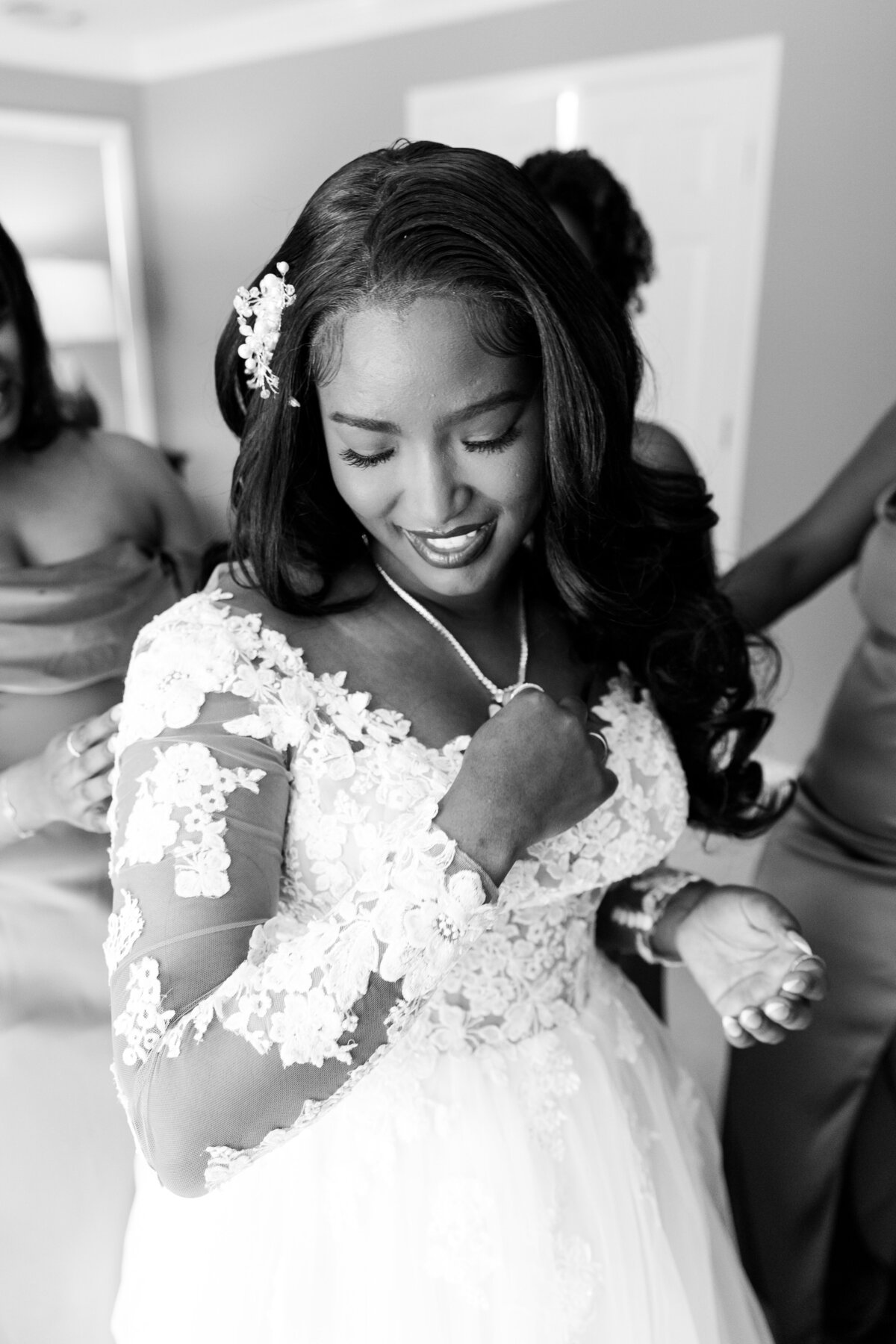 DebbieEkoPhotography_Ben+Gwen_GettingReady-67