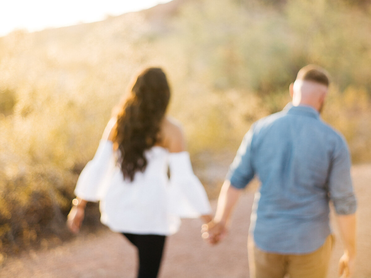 phoenix-desert-engagement-photos-Papago-Park-by-philip-casey-017