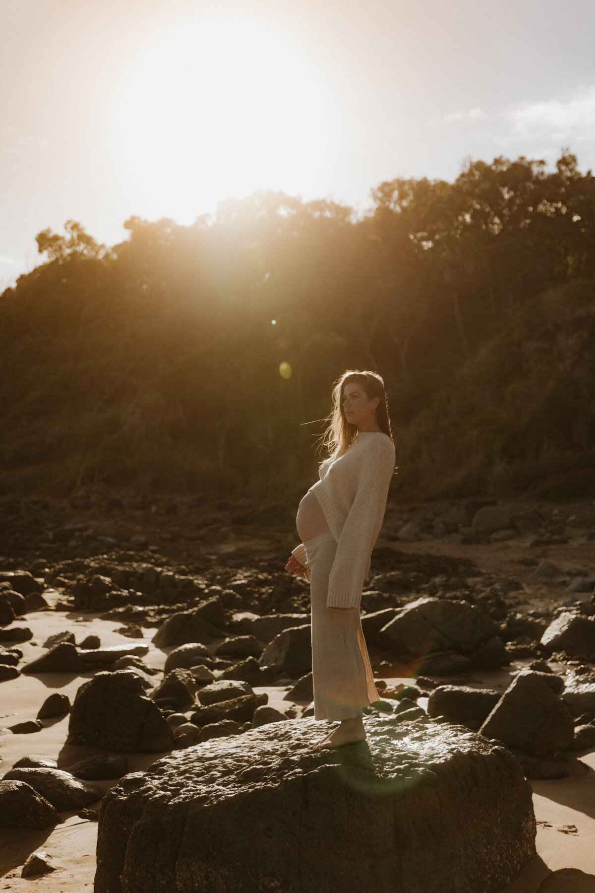 Maternity sunrise session on Main each in Agnes Water, Queensland