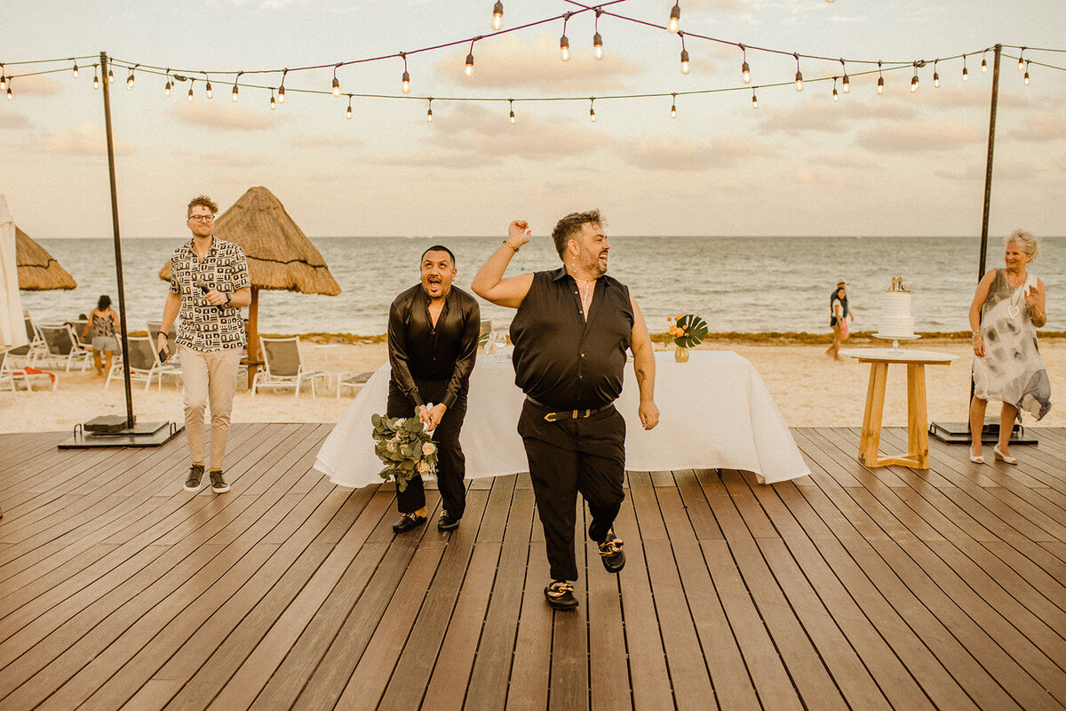 f-mexico-cancun-dreams-natura-resort-queer-lgbtq-wedding-details-cocktail-reception-by-the-beach-48