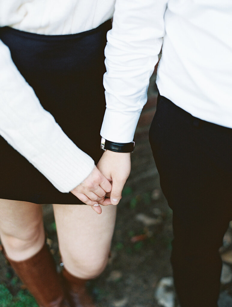 Chelsea&Wes-OldTownAlexandriaEngagementSession-BaltimoreMarylandHybridWeddingPhotographer-NicoleSimenskyPhotography-14