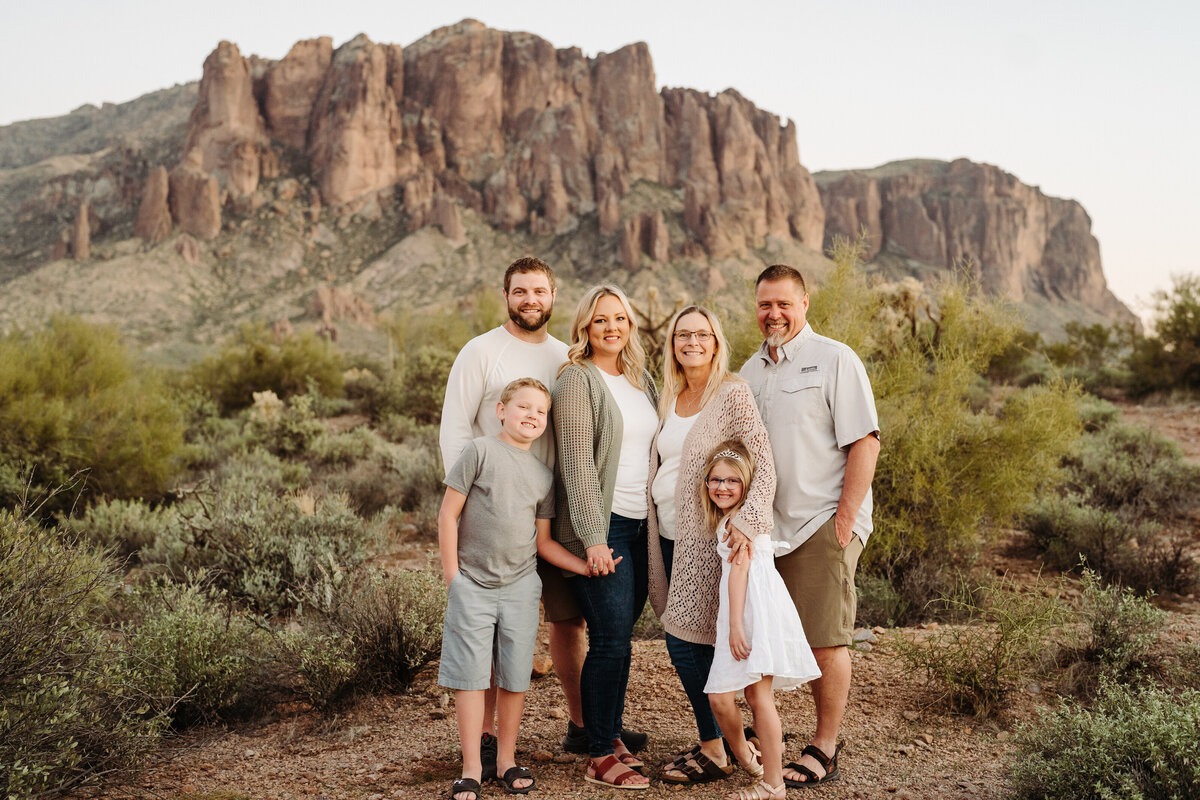 multigenerational family poses in arizona landscape