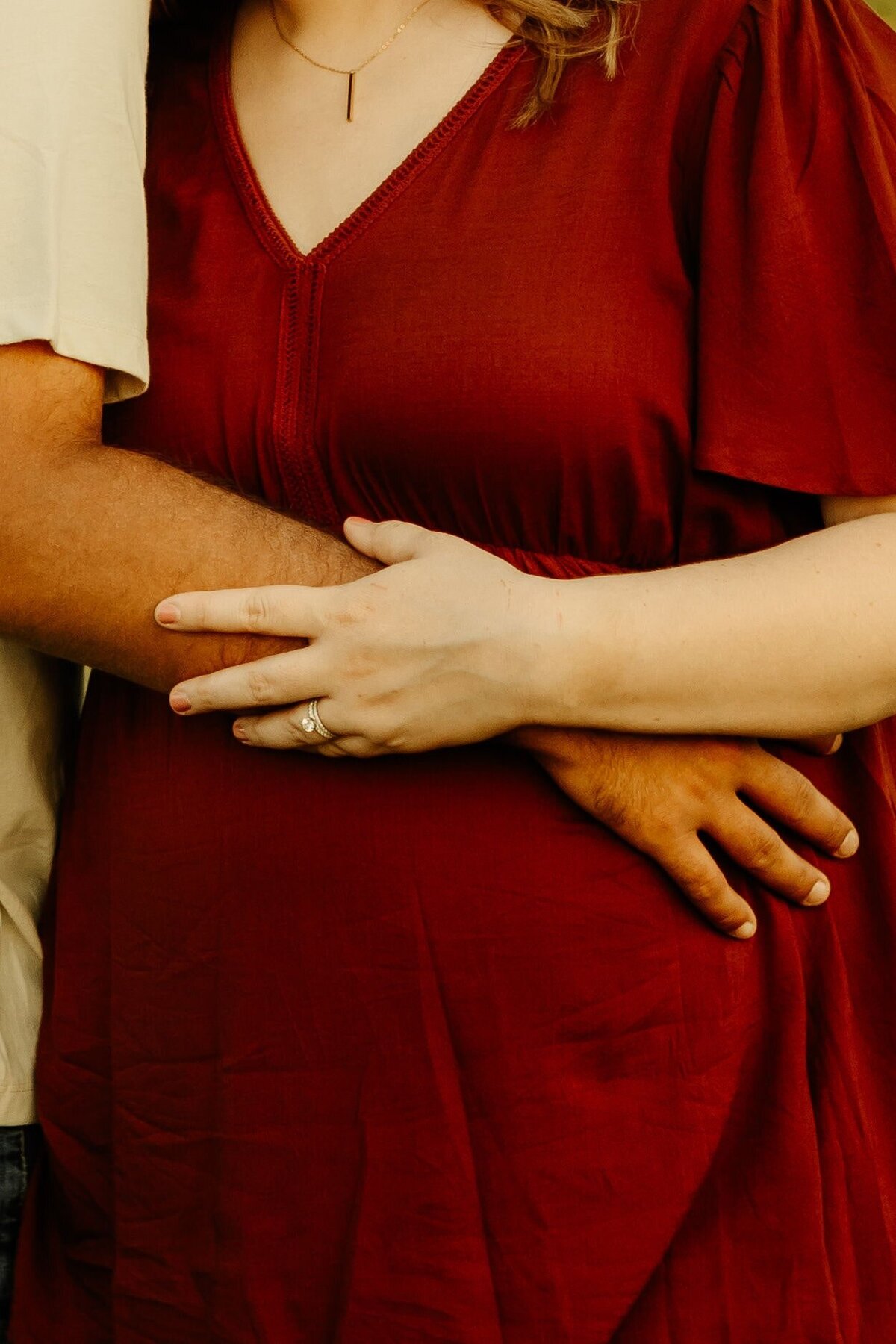 midwest-maternity-wildflower-session-14