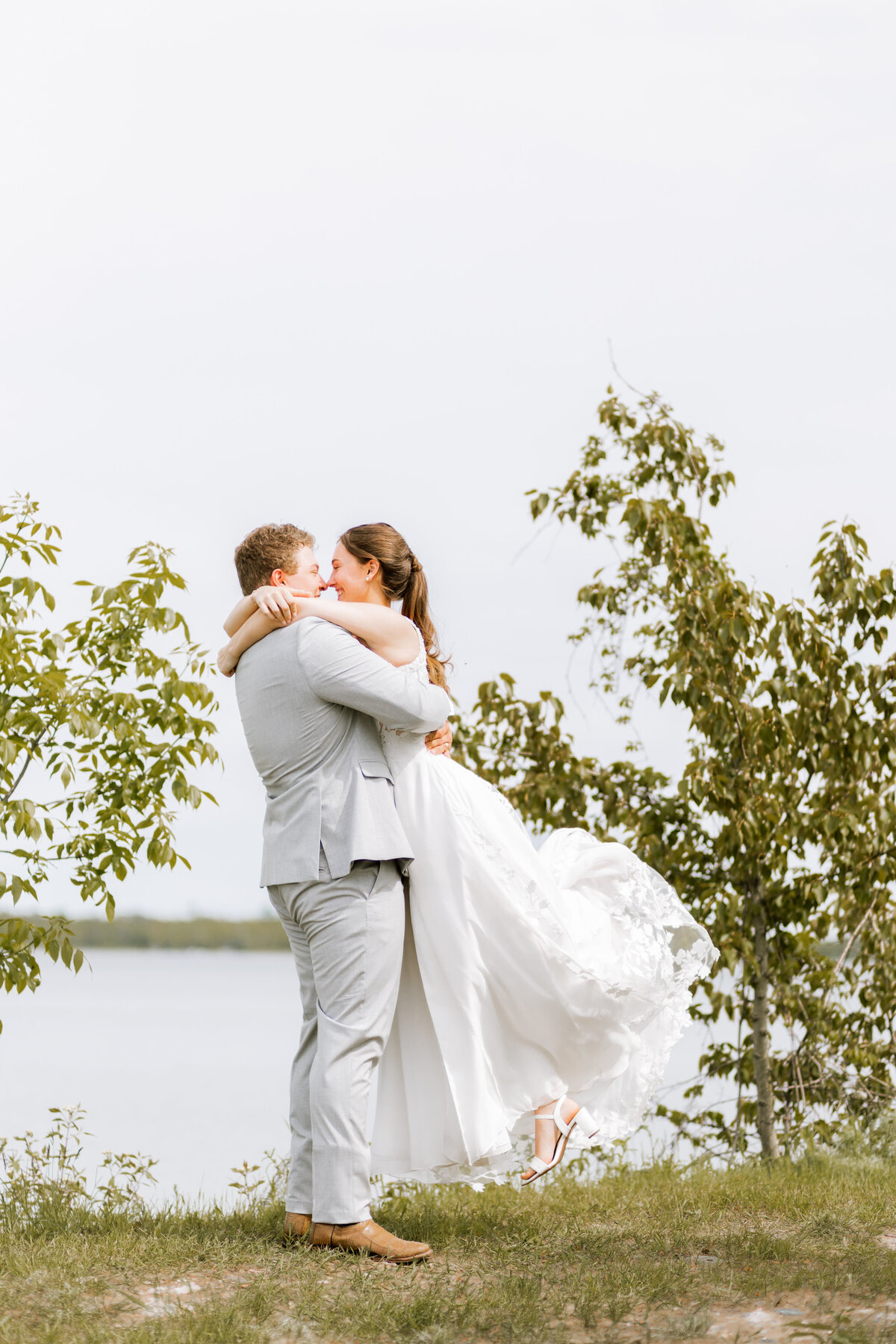 Fargo Wedding Photographer
