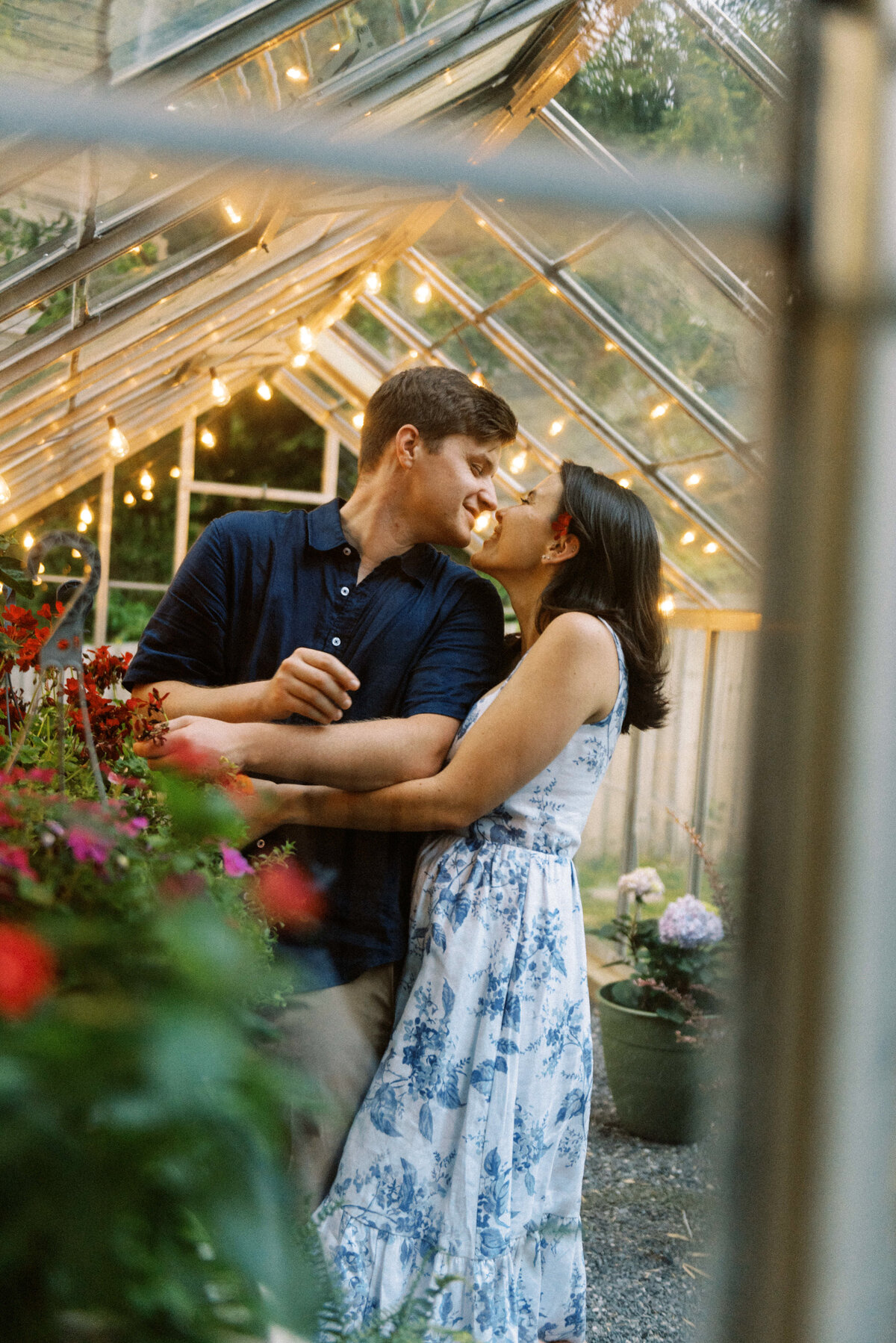 GreenhouseGardenEngagement_InHomeSession_TaylorNicollePhoto-23