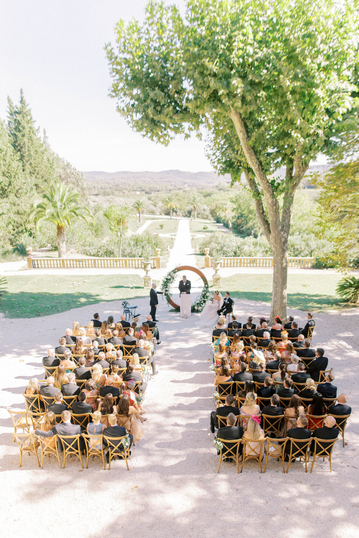 Maïlys Fortune Photography Husband Wife Wedding Weddings Photography France Switzerland Italy Timeless Dreamy Imagery Bilingual French English Destination Weddings Destination Wedding Provence French Riviera Paris Lake Como Tuscany70