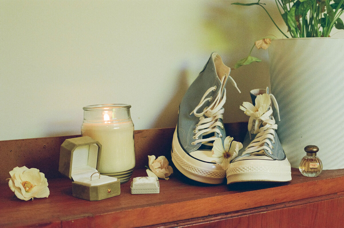 Brooke&PerronWeddingPhotos_GettingReady_AustinWeddingPhotographer_HereafterFilms-12