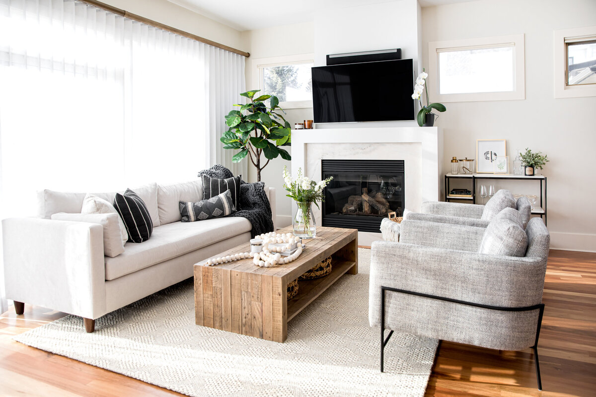 Classic-Rustic-White-LivingRoom-Calgary