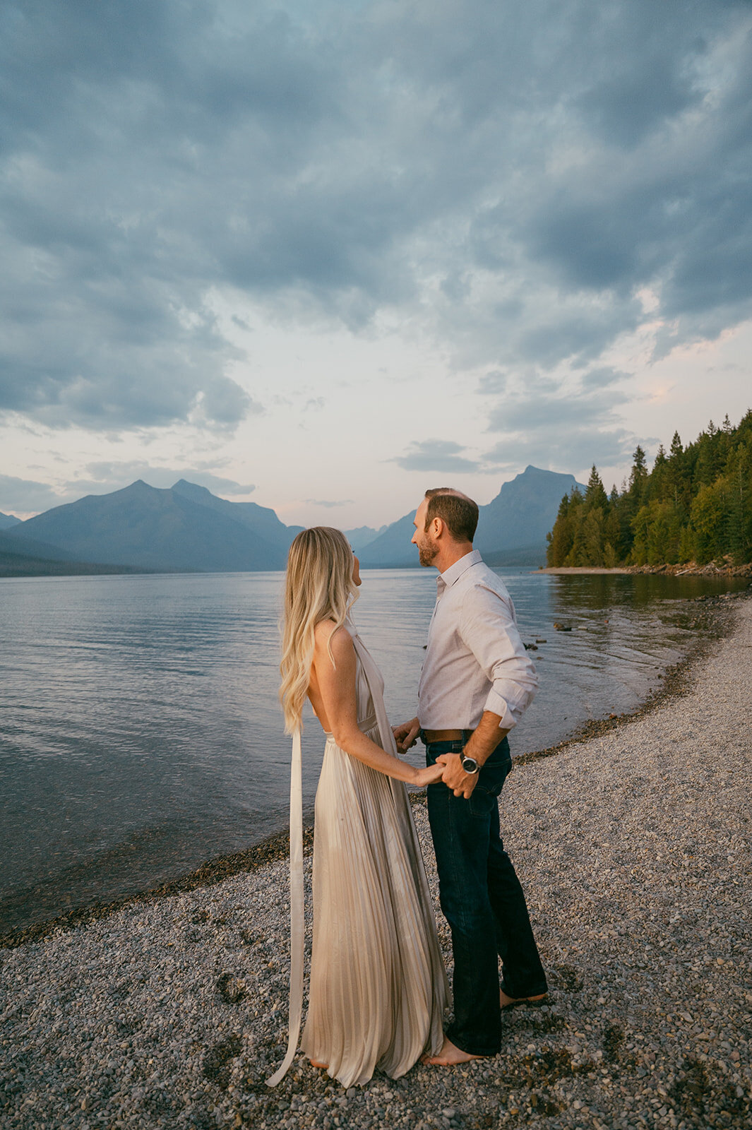 vintage-hollywood-glacier-national-park-elopement-presley-gray-photo1644