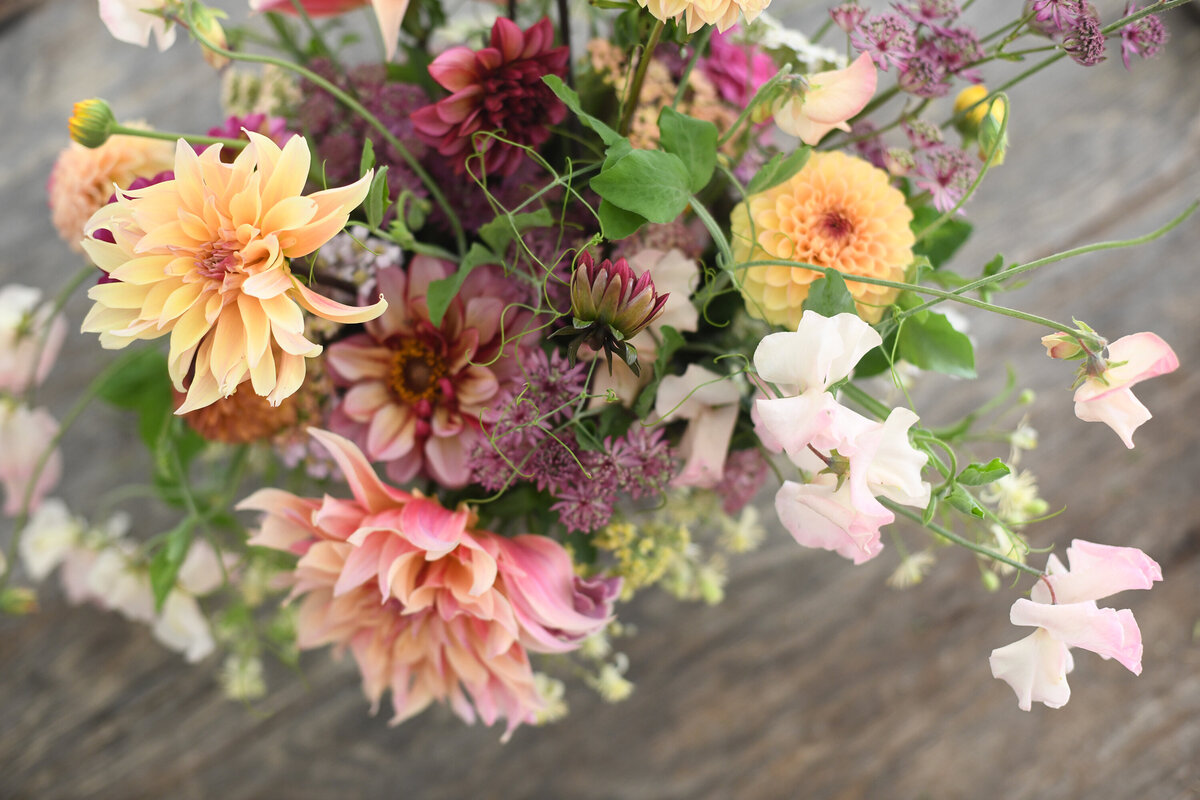 Floral design Victoria BC Fleuris Studio & Blooms