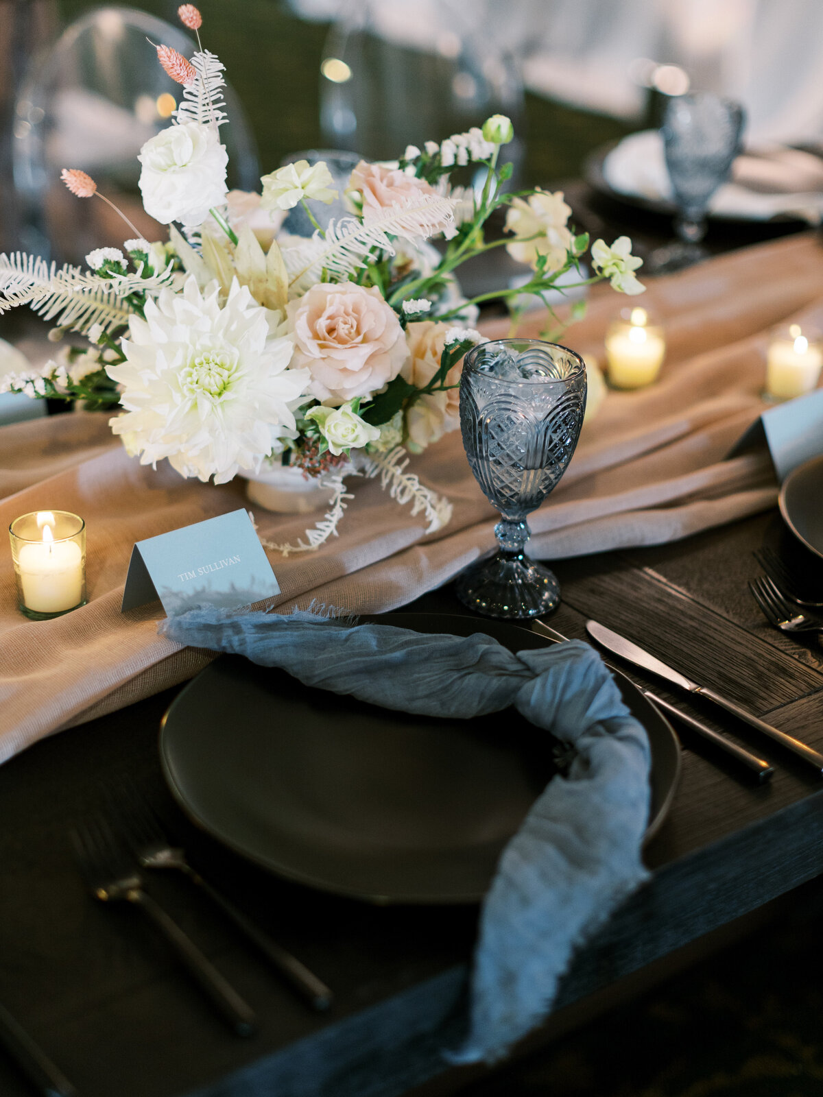 32_Kate Campbell Floral Maryland Golf Country Club Fall Wedding by Madeline Collins photo
