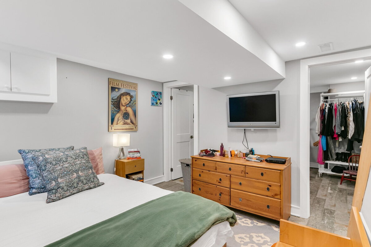 33-web-or-mls-60_003_Lower Level