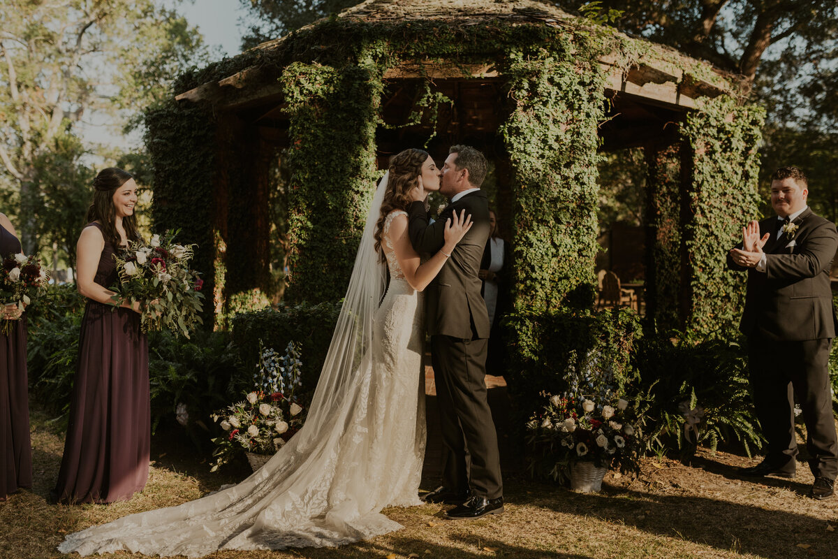 jujuphotography-weddingphotographer-weddingphotography-southcarolinawedding-thewillcoxhotel-sarahandkevin-755