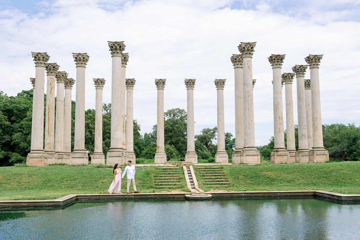 the-national-arboretum-engagement-session-with-dog-5
