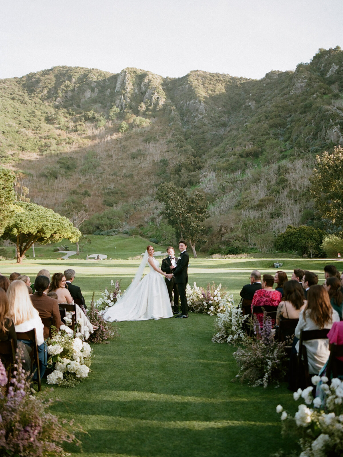 EMILY+CONOR-MCKINLEY-LAGUNA-BEACH-LOS-ANGELES-CALIFORNIA-WEDDING-LUXURY-UPSCALE-RANCH-AT-LB-128