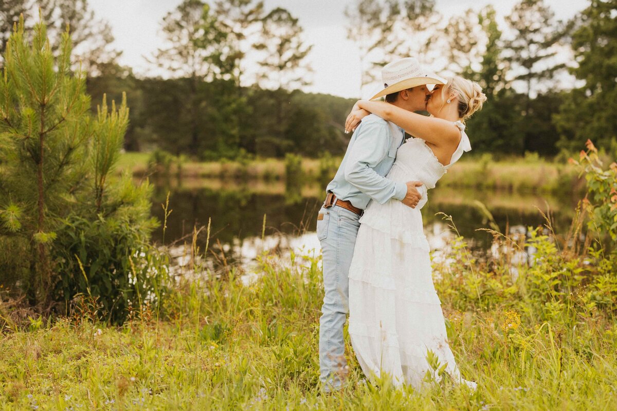 huntsville engagement photographer