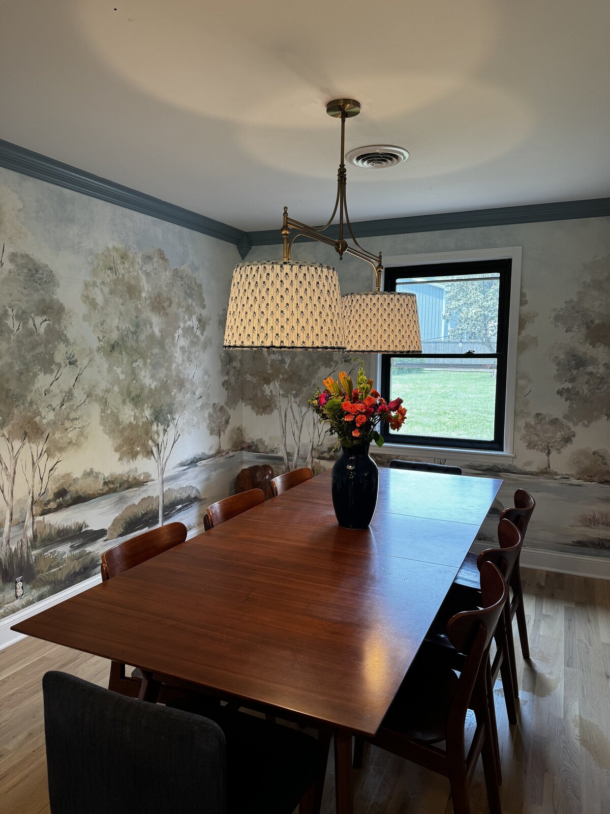 Dinning Room Wallpaper