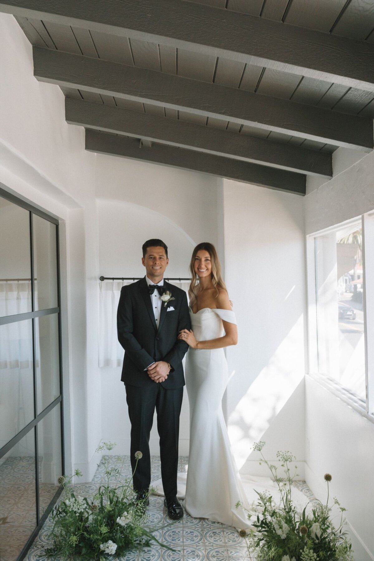 pretty-palm-leaf-event-co-caroline-and-phillippe-wedding-35